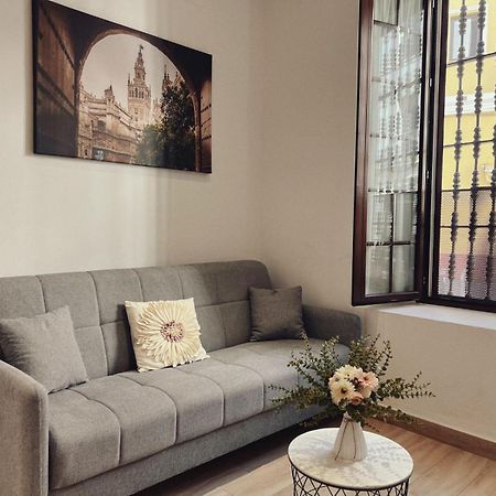 Apartamento Estudio Moderno Con Opcion De Garaje Sevilla Exterior foto